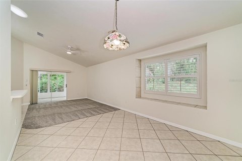 House in Bradenton, Florida 2 bedrooms, 129.6 sq.m. № 2427028 - photo 8