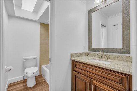 Touwnhouse à vendre à Apollo Beach, Floride: 2 chambres, 107.77 m2 № 2277876 - photo 19