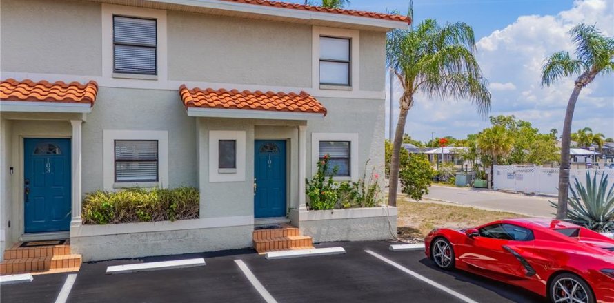 Touwnhouse à Apollo Beach, Floride 2 chambres, 107.77 m2 № 2277876
