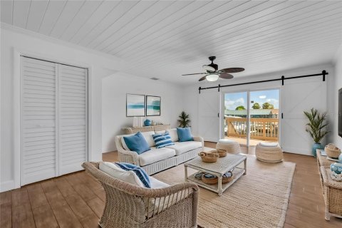 Touwnhouse à vendre à Apollo Beach, Floride: 2 chambres, 107.77 m2 № 2277876 - photo 9