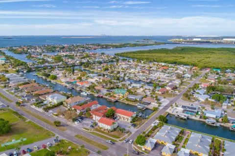Touwnhouse à vendre à Apollo Beach, Floride: 2 chambres, 107.77 m2 № 2277876 - photo 30