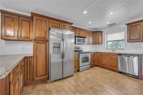 Touwnhouse à vendre à Apollo Beach, Floride: 2 chambres, 107.77 m2 № 2277876 - photo 7