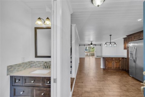 Touwnhouse à vendre à Apollo Beach, Floride: 2 chambres, 107.77 m2 № 2277876 - photo 12