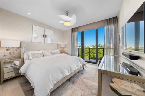 Купить кондоминиум в Майами, Флорида 3 спальни, 268.02м2, № 1987033 - фото 26