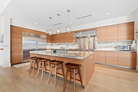 Купить кондоминиум в Майами, Флорида 3 спальни, 268.02м2, № 1987033 - фото 9