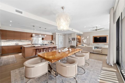 Купить кондоминиум в Майами, Флорида 3 спальни, 268.02м2, № 1987033 - фото 4