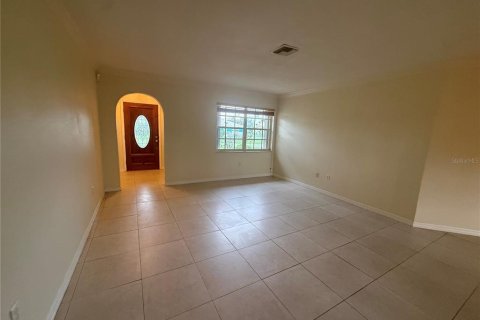 House in Port Charlotte, Florida 3 bedrooms, 195.09 sq.m. № 2258374 - photo 11