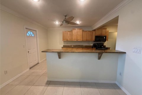 House in Port Charlotte, Florida 3 bedrooms, 195.09 sq.m. № 2258374 - photo 5