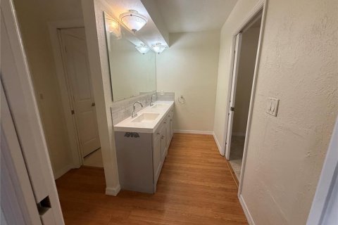 House in Port Charlotte, Florida 3 bedrooms, 195.09 sq.m. № 2258374 - photo 22