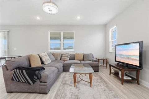 Casa en alquiler en Leesburg, Florida, 4 dormitorios, 266.44 m2 № 2317440 - foto 11