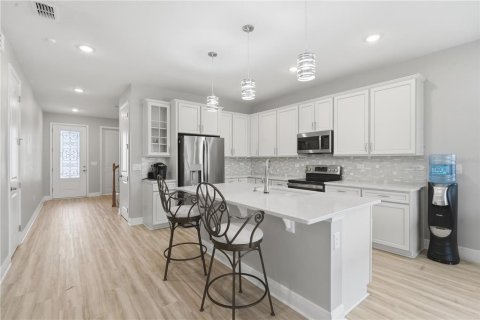 Casa en alquiler en Leesburg, Florida, 4 dormitorios, 266.44 m2 № 2317440 - foto 18