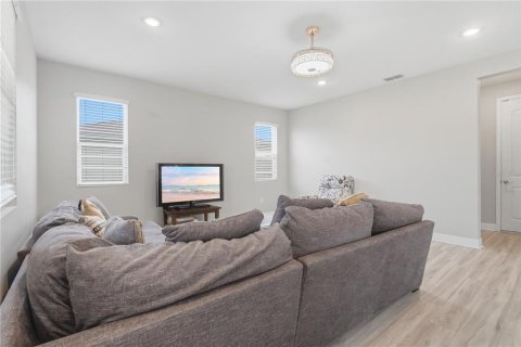 Casa en alquiler en Leesburg, Florida, 4 dormitorios, 266.44 m2 № 2317440 - foto 12