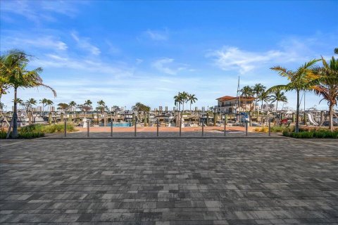Condo in West Palm Beach, Florida, 2 bedrooms  № 2427681 - photo 22