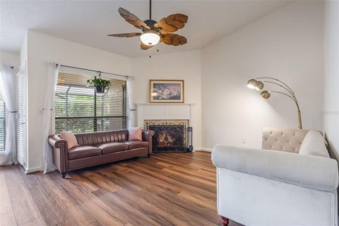 Condominio en venta en Altamonte Springs, Florida, 1 dormitorio, 78.22 m2 № 1787700 - foto 6