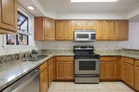 Condominio en venta en Altamonte Springs, Florida, 1 dormitorio, 78.22 m2 № 1787700 - foto 9