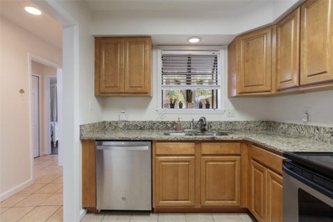 Condominio en venta en Altamonte Springs, Florida, 1 dormitorio, 78.22 m2 № 1787700 - foto 11