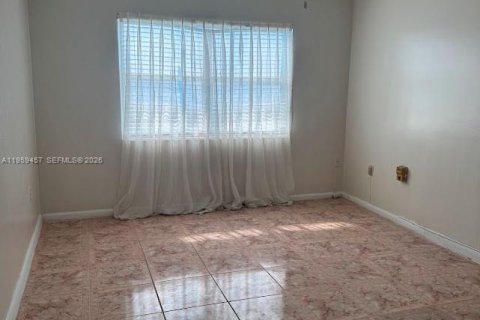 Снять в аренду кондоминиум в Санни-Айлс-Бич, Флорида 1 спальня, 65.5м2, № 2023436 - фото 10