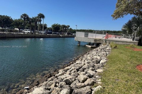 Снять в аренду кондоминиум в Санни-Айлс-Бич, Флорида 1 спальня, 65.5м2, № 2023436 - фото 3