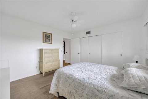 Copropriété à vendre à Clearwater, Floride: 2 chambres, 124.49 m2 № 1912609 - photo 17