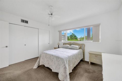 Copropriété à vendre à Clearwater, Floride: 2 chambres, 124.49 m2 № 1912609 - photo 18
