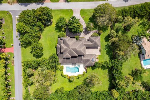 Casa en alquiler en Wellington, Florida, 6 dormitorios, 467.76 m2 № 1171161 - foto 1