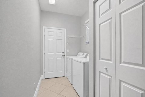 Villa ou maison à louer à Wimauma, Floride: 2 chambres, 119.94 m2 № 2431809 - photo 18