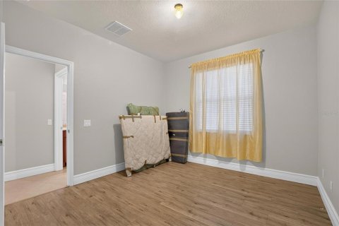 Villa ou maison à louer à Wimauma, Floride: 2 chambres, 119.94 m2 № 2431809 - photo 22