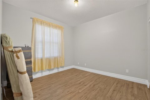 Villa ou maison à louer à Wimauma, Floride: 2 chambres, 119.94 m2 № 2431809 - photo 21