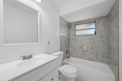 Villa ou maison à vendre à Port Charlotte, Floride: 2 chambres, 117.8 m2 № 2209754 - photo 24
