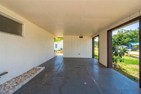 Villa ou maison à vendre à Port Charlotte, Floride: 2 chambres, 117.8 m2 № 2209754 - photo 8