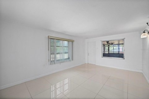 Villa ou maison à vendre à Port Charlotte, Floride: 2 chambres, 117.8 m2 № 2209754 - photo 19