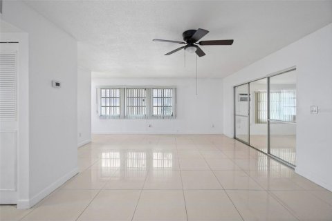 Villa ou maison à vendre à Port Charlotte, Floride: 2 chambres, 117.8 m2 № 2209754 - photo 13