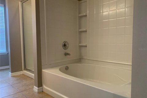 Condo in Saint Cloud, Florida, 3 bedrooms  № 1550638 - photo 16