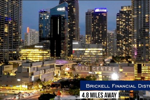 Propiedad comercial en venta en Miami, Florida, 238.29 m2 № 1870029 - foto 6