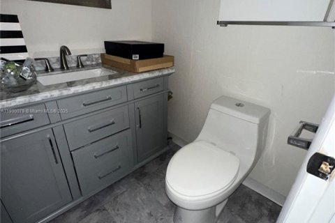 Copropriété à louer à Aventura, Floride: 1 chambre, 81.1 m2 № 1952134 - photo 5