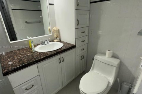 Copropriété à louer à Aventura, Floride: 1 chambre, 81.1 m2 № 1952134 - photo 6