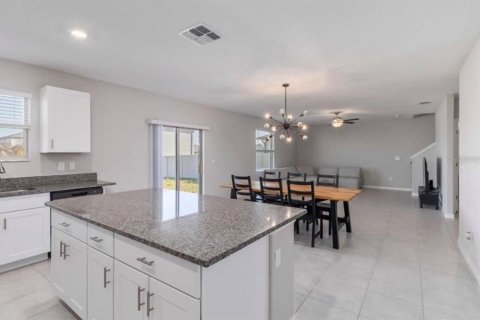 Villa ou maison à louer à Wimauma, Floride: 4 chambres, 244.8 m2 № 2114407 - photo 4