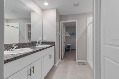 Villa ou maison à louer à Wimauma, Floride: 4 chambres, 244.8 m2 № 2114407 - photo 11