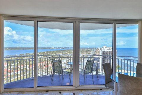 Condominio en venta en Daytona Beach, Florida, 2 dormitorios, 116.13 m2 № 1534163 - foto 3