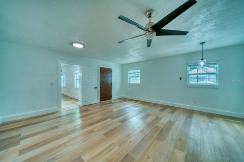 Villa ou maison à louer à Orlando, Floride: 4 chambres, 156.35 m2 № 2429314 - photo 28