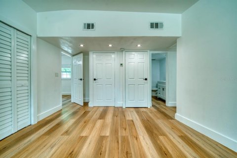 Villa ou maison à louer à Orlando, Floride: 4 chambres, 156.35 m2 № 2429314 - photo 11