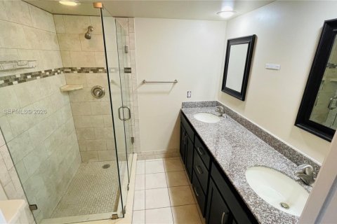 Adosado en alquiler en Plantation, Florida, 2 dormitorios, 127.46 m2 № 2026350 - foto 9