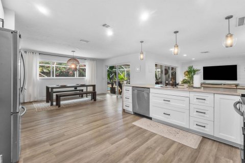 Villa ou maison à vendre à Tequesta, Floride: 4 chambres, 184.41 m2 № 2407676 - photo 13