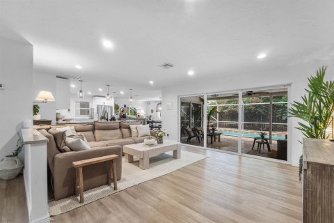 Villa ou maison à vendre à Tequesta, Floride: 4 chambres, 184.41 m2 № 2407676 - photo 9