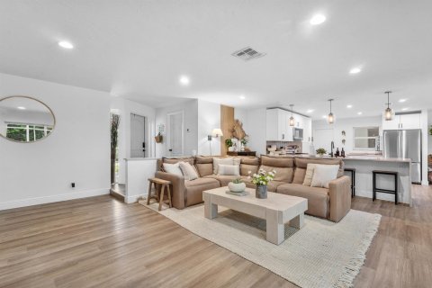 Villa ou maison à vendre à Tequesta, Floride: 4 chambres, 184.41 m2 № 2407676 - photo 8