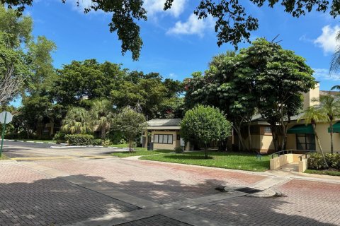 Купить кондоминиум в Санрайз, Флорида 6 комнат, 95.13м2, № 2190775 - фото 4