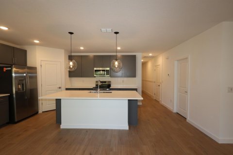 Casa en alquiler en Palm Bay, Florida, 3 dormitorios, 156.45 m2 № 2352652 - foto 2