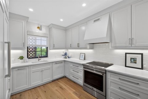 Condo in Winter Park, Florida, 3 bedrooms № 2116834 - photo 21
