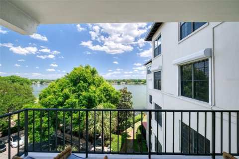 Condo in Winter Park, Florida, 3 bedrooms № 2116834 - photo 7