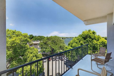 Condo in Winter Park, Florida, 3 bedrooms № 2116834 - photo 10